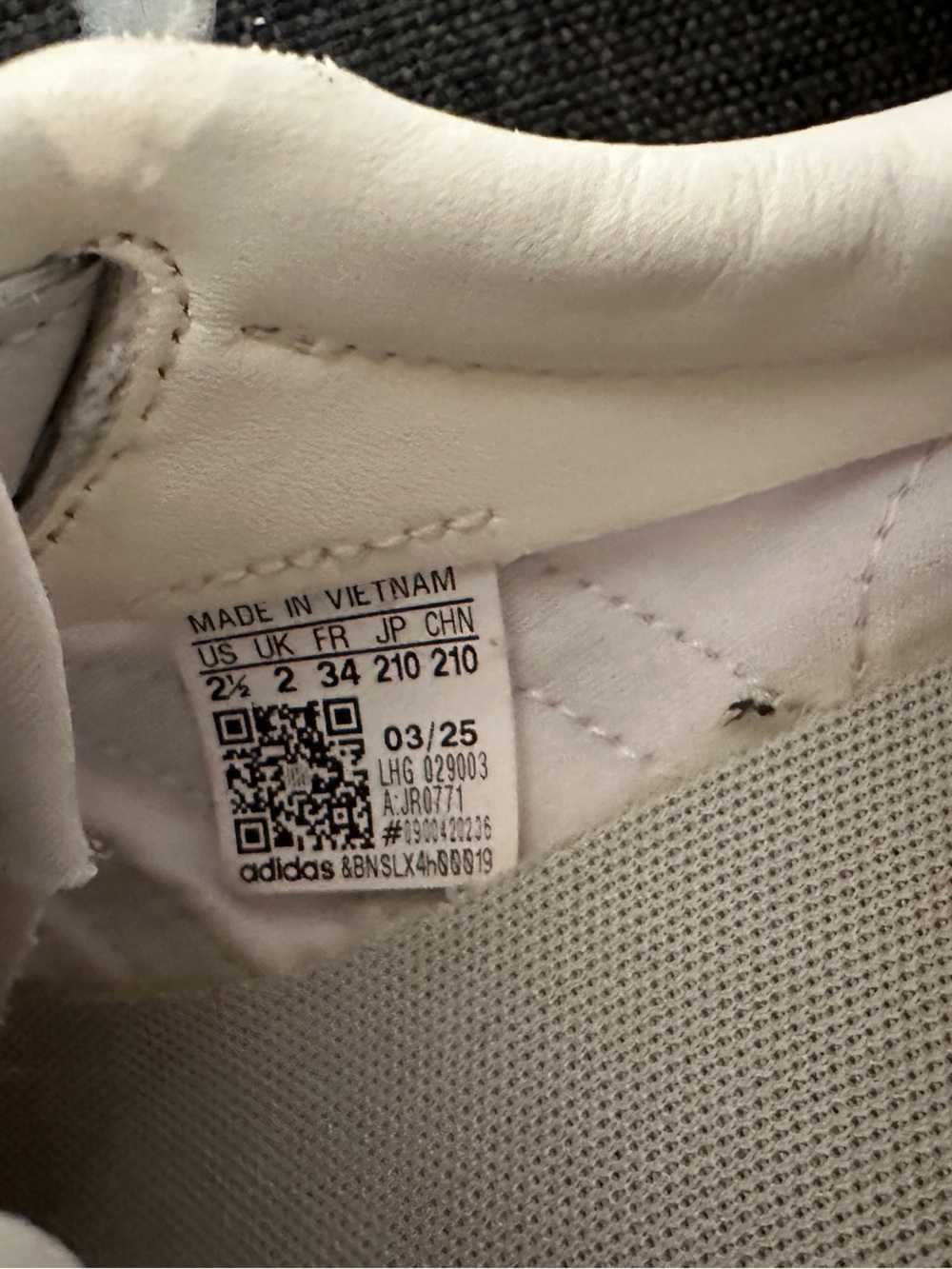 adidas Kids Sneakers - Picture 4 of 4